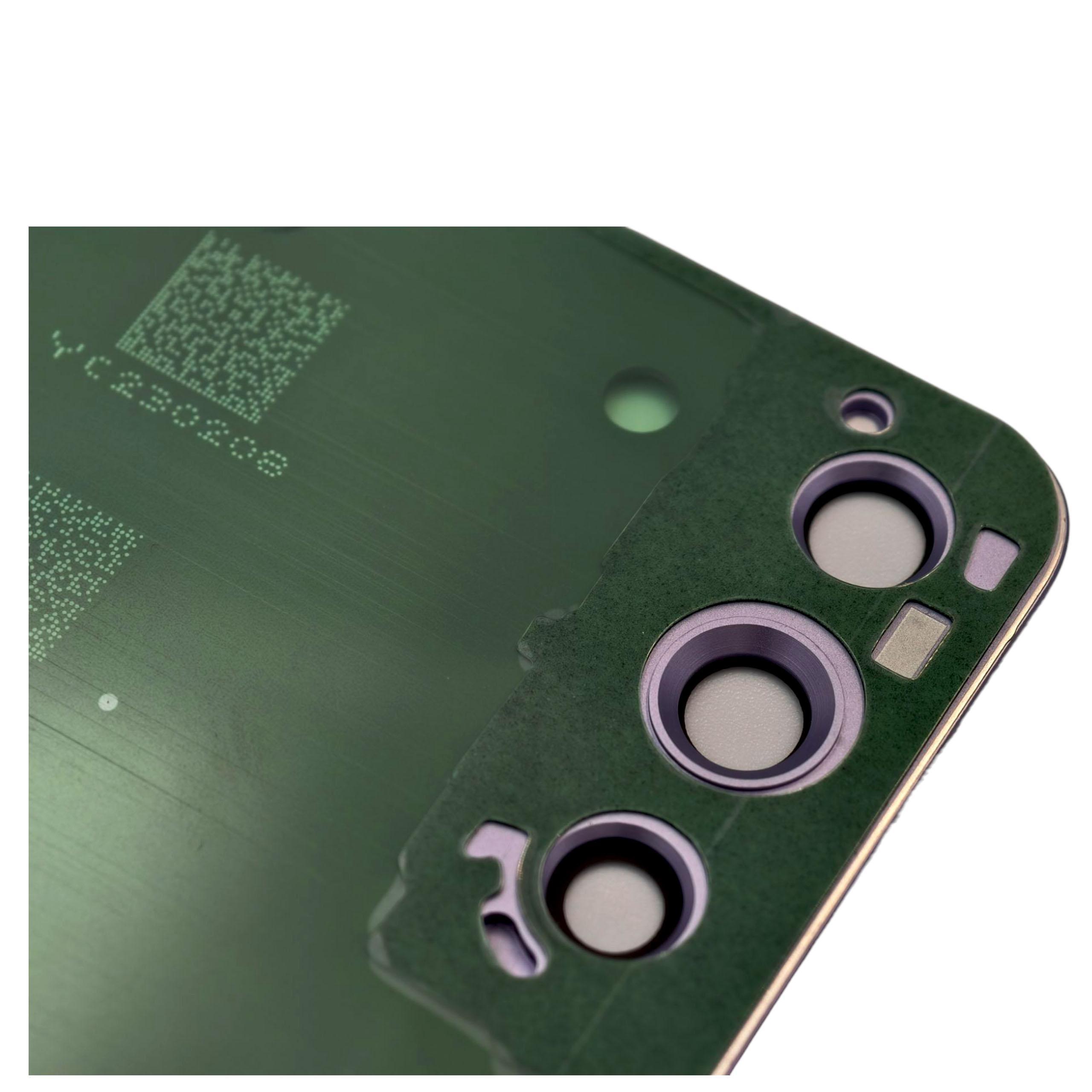 Specyfikacja klapki baterii iPhone 16