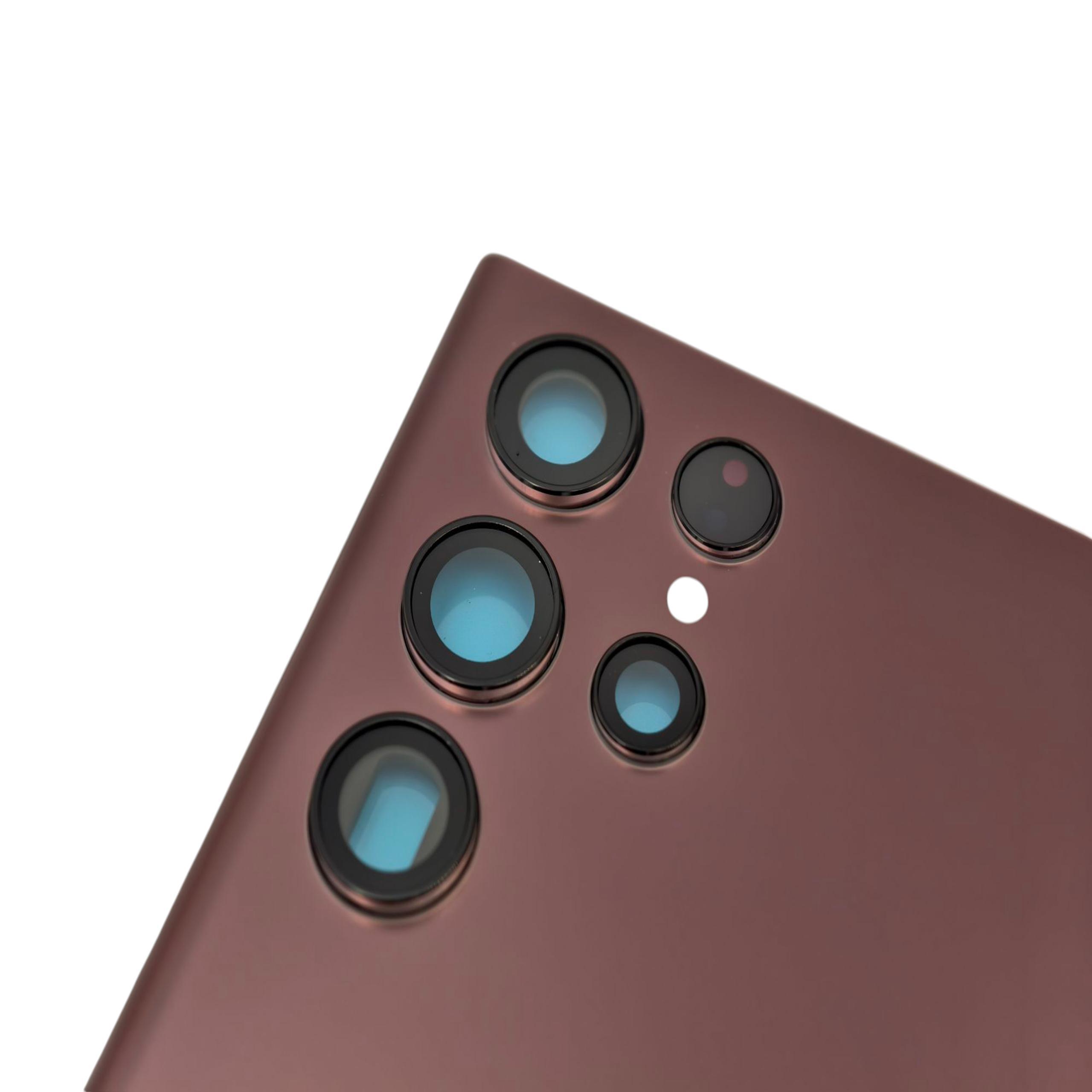 Specyfikacja klapki baterii iPhone 16