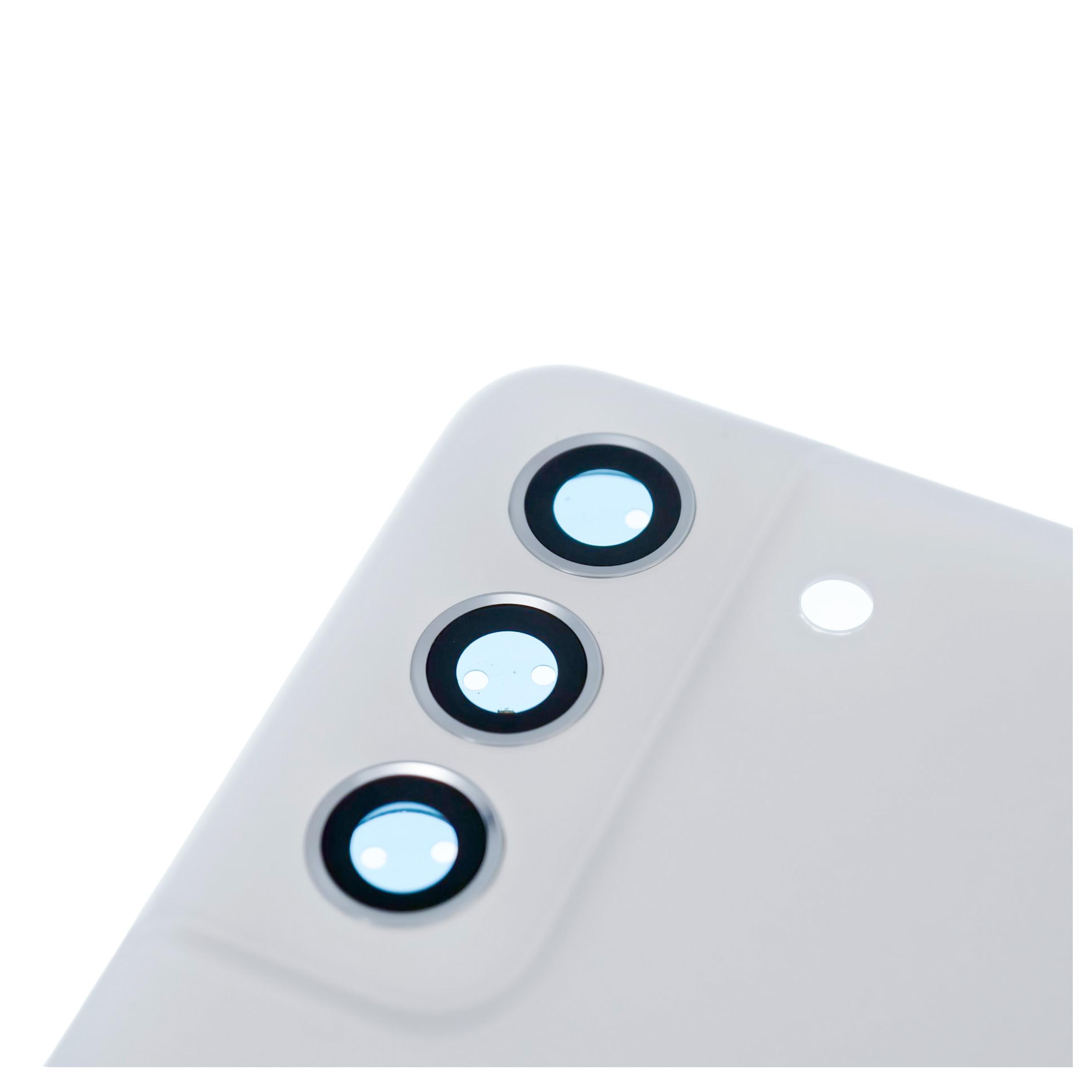 Specyfikacja klapki baterii iPhone 16